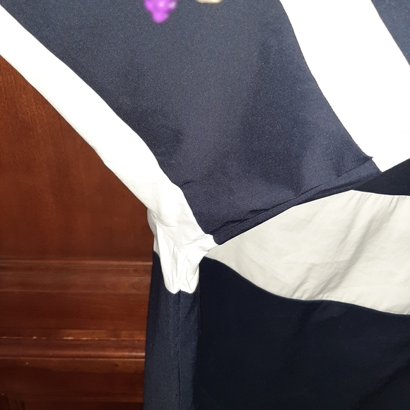 MAKE OFFER    Talbots blue and white top - Picture 6 of 8